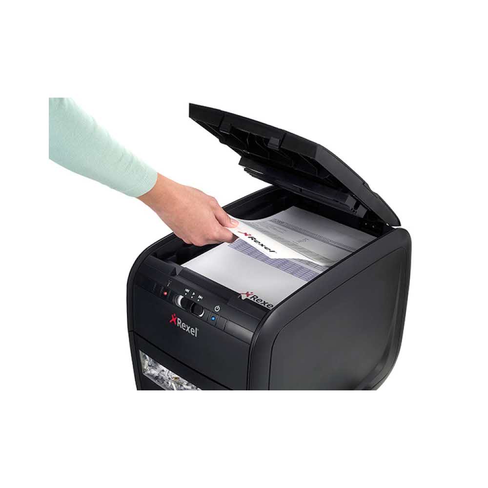 akcesoria biurowe 4 alibiuro.pl Niszczarka automatyczna REXEL Auto 60X konfetti P 3 60 kart. 15l karty kredytowe czarna 47