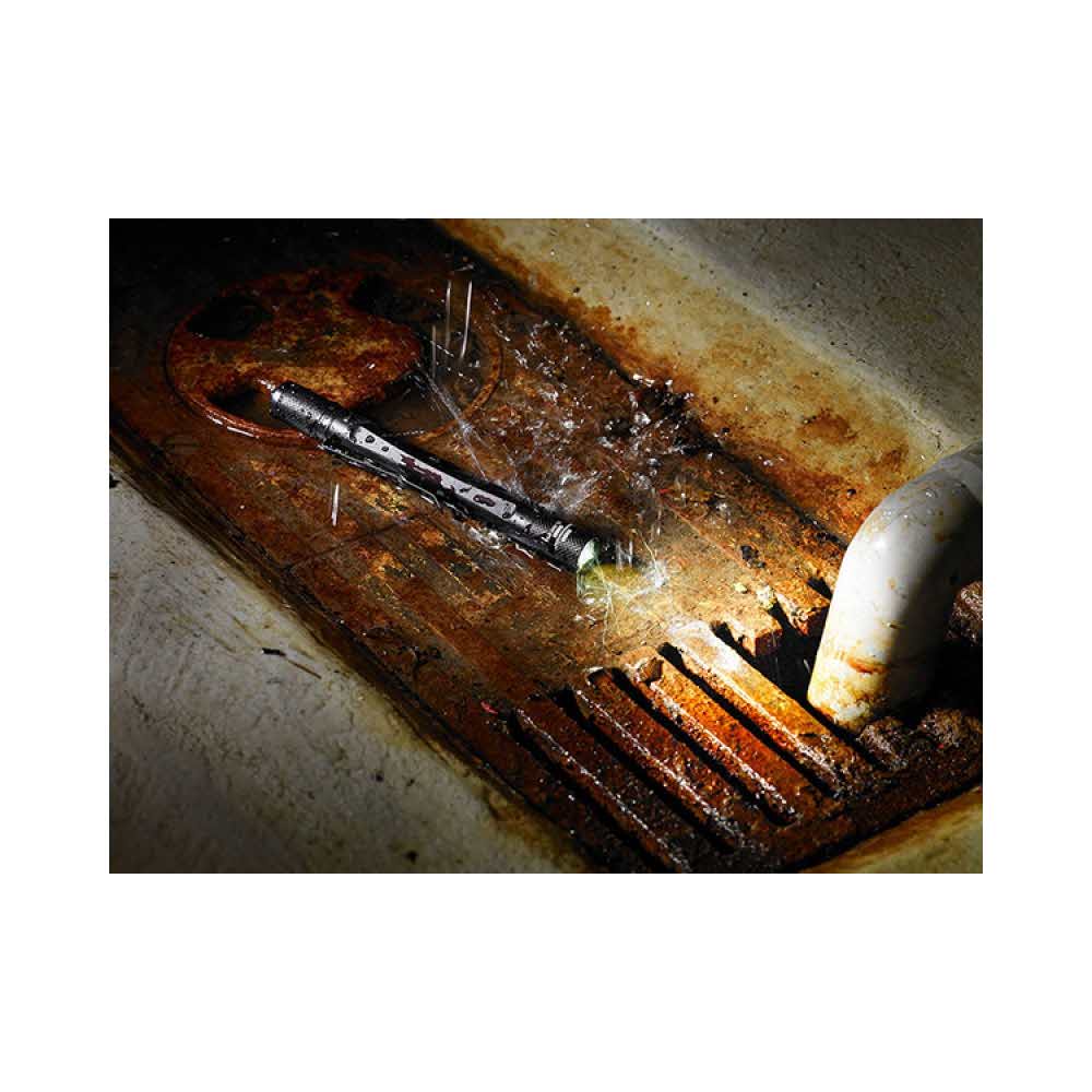 lampa na biurko 4 alibiuro.pl Latarka kieszonkowa BRENNENSTUHL Lux Premium LED 100lumen czarna 9