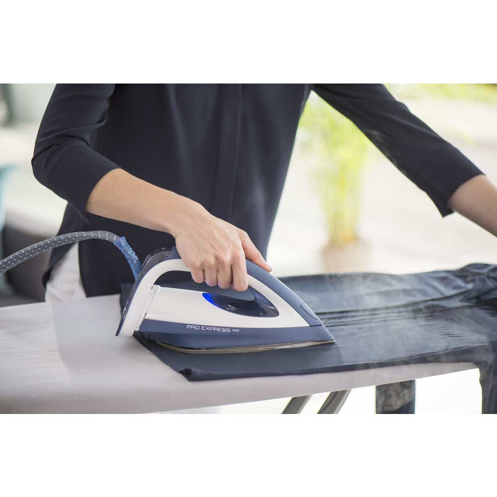 żelazka 7 alibiuro.pl elazko z generatorem pary Tefal GV9060 2400W kolor granatowy 4