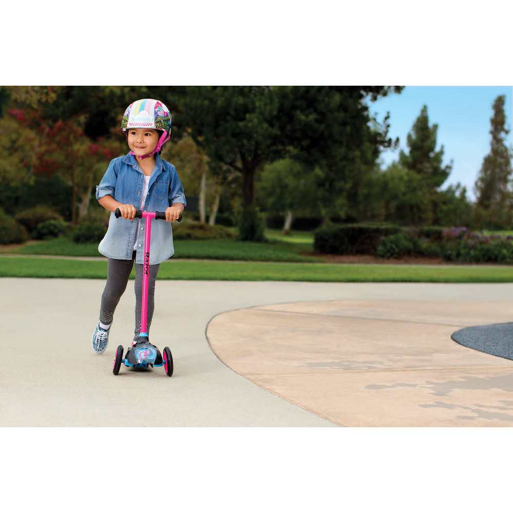 hulajnogi 7 alibiuro.pl Hulajnoga 3 koowa Razor T3 20073631 kolor czarny kolor zielony 79