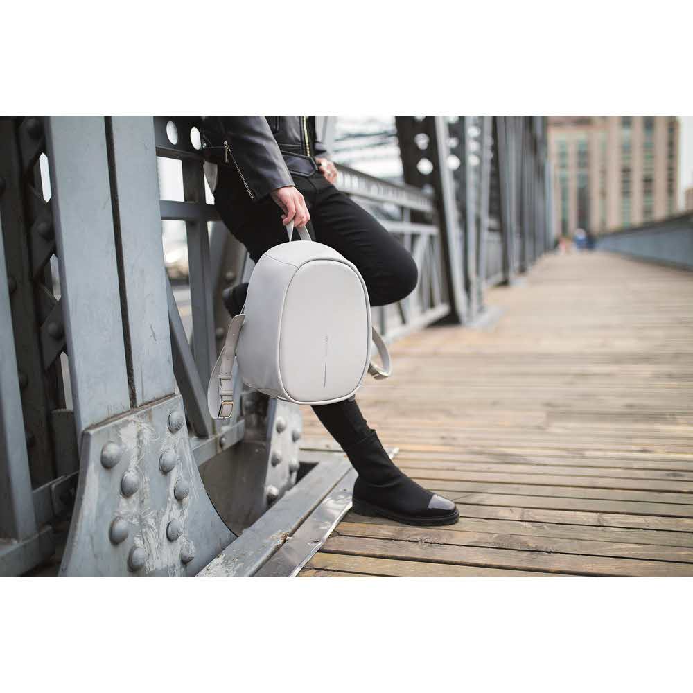 materiały biurowe 7 alibiuro.pl XD DESIGN PLECAK ANTYKRADZIEOWY BOBBY ELLE FASHION JASNY SZARY P N P705.220 87