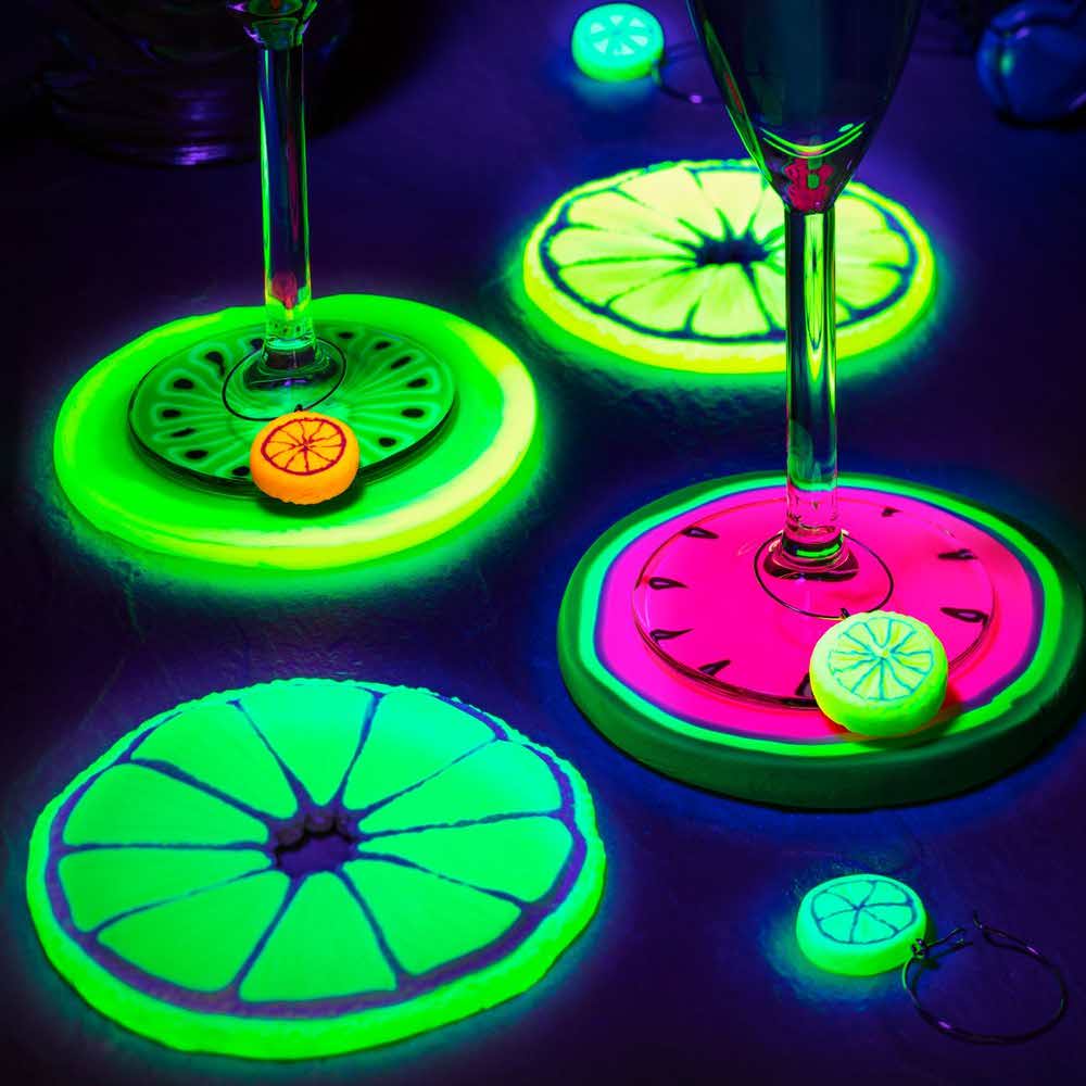 FIMO, Masa plastyczna termoutwardzalna Effect, neon zielony, 57g, kostka S 8010-501 - obrazek 4