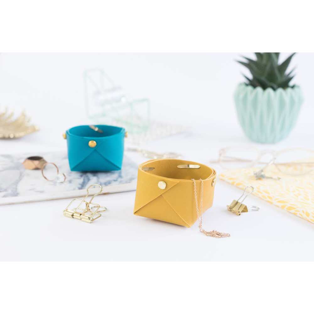 FIMO, Masa plastyczna termoutwardzalna Leather Effect, żółta szafran, kostka, 57g S 8010-109 - obrazek 5