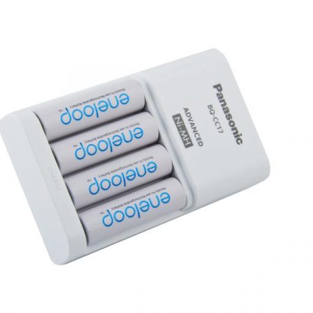 Panasonic ładowarka do aparatu KJ17MCC40E na 4 szt. AA AAA NiMH 220V el.sit ładowanie pojedynczych cel + 4x AA Panasonic