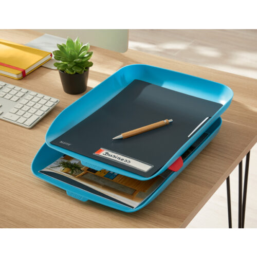 47080089_04-1.jpg Ofertówka A4 z kieszonką na etykietę Leitz Cosy, szara