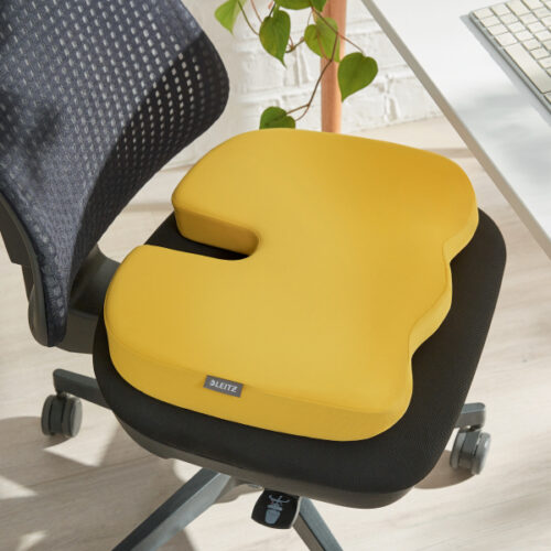 52840019_02.jpg Ortopedyczna poduszka na krzesło Leitz Ergo Cosy, żółta