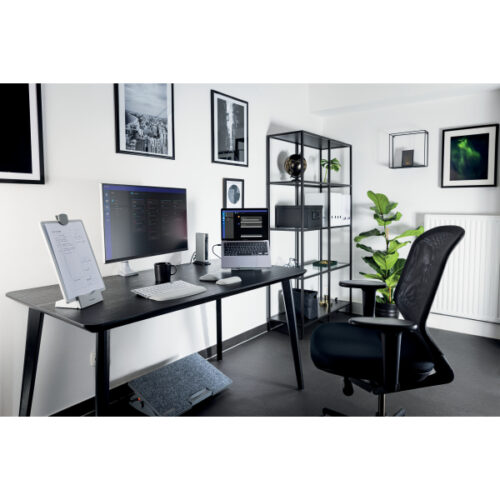 K50421EU_n_03.jpg Podstawka Kensington SmartFit™ Easy Riser Go Small pod tablet lub laptopa o przekątnej 14"